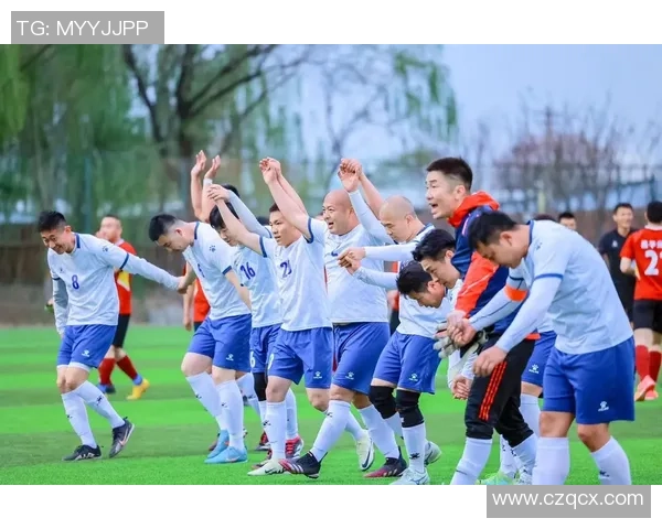 如何在比赛和活动中成功与足球明星合影的实用技巧与建议